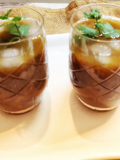आम का पन्ना (aam ka panna recipe in Hindi) रेसिपी मुख्य फोटो