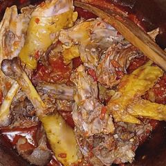 A picture of Kuku kienyeji.