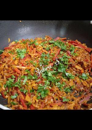 A picture of Cabbage & Carrot dry sabzi.