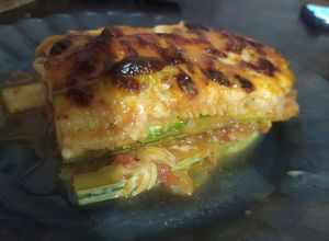 Una foto de Lasagna de zucchini y carne