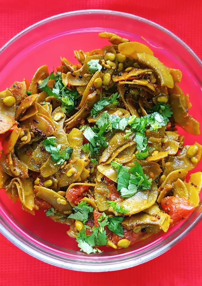 A picture of String Beans (papdi) Subji.
