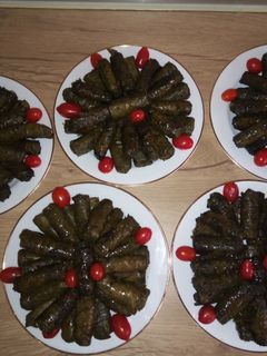 عکسی از دستور دلمه برگ مو رویا پز😋