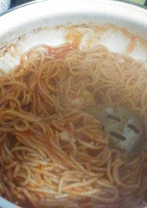 Una foto de Spaghetti rojo con queso