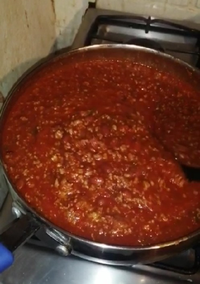 Una foto de CHILLI-MEAT