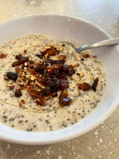 A picture of Chia Seed Oat Porridge With Dates & Cardamom.