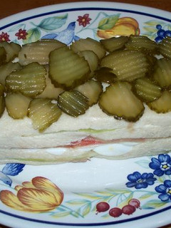 Una foto de Pastel frió de pepino y atún