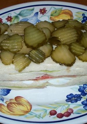 Una foto de Pastel frió de pepino y atún