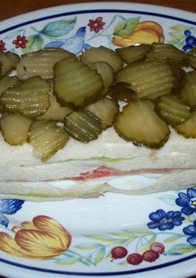 Una foto de Pastel frió de pepino y atún