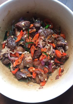 Foto resep Daging Sapi goreng sambal matah