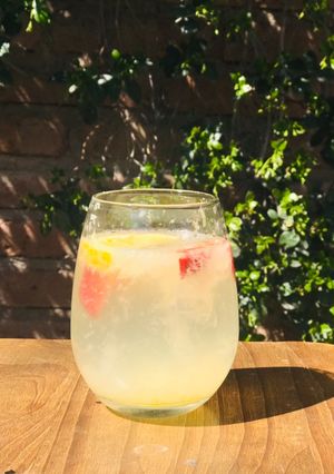 Una foto de Barritas de limonada exprés!! 🍋🧊