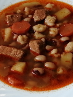 Babgulyás csipetkével recept fotója