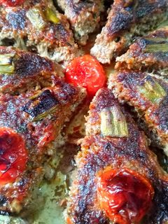 O poză a rețetei Kebab simplu în tavă.