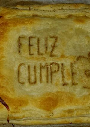 Foto principal de Hojaldre de queso, bechamel y verduritas