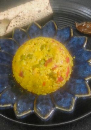 A picture of Matar Gajar Khichdi/ Winter Special Moong Dal Khichdi/ Veggies Moong Dal Khichdi.