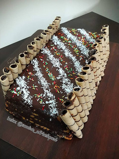 عکسی از دستور کیک یخچالی