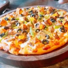 Pizza A picture of Pizza.