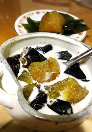鹼粽嫩仙草奶凍 的食譜成品照片