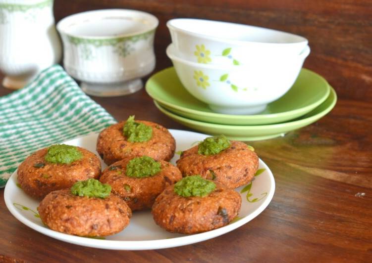 Recipe of Favorite Oat Cutlets