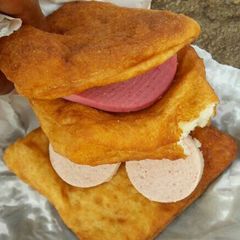 A picture of Fat cake with polony and white liver spread.
