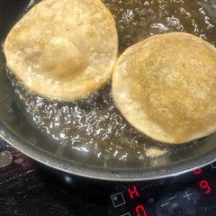A picture of Puri.