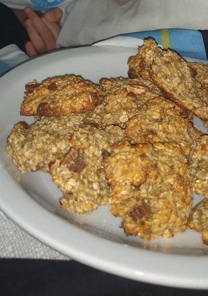 Una foto de Galletitas de avena, banana y nueces