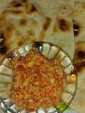 Roti khubz dengan cocolannya