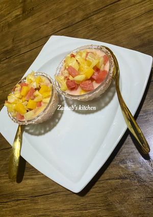 A picture of Fruity salad🍉🍊🍍🍌.