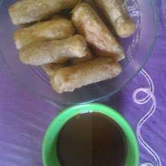 A picture of Pempek udang rebon/.