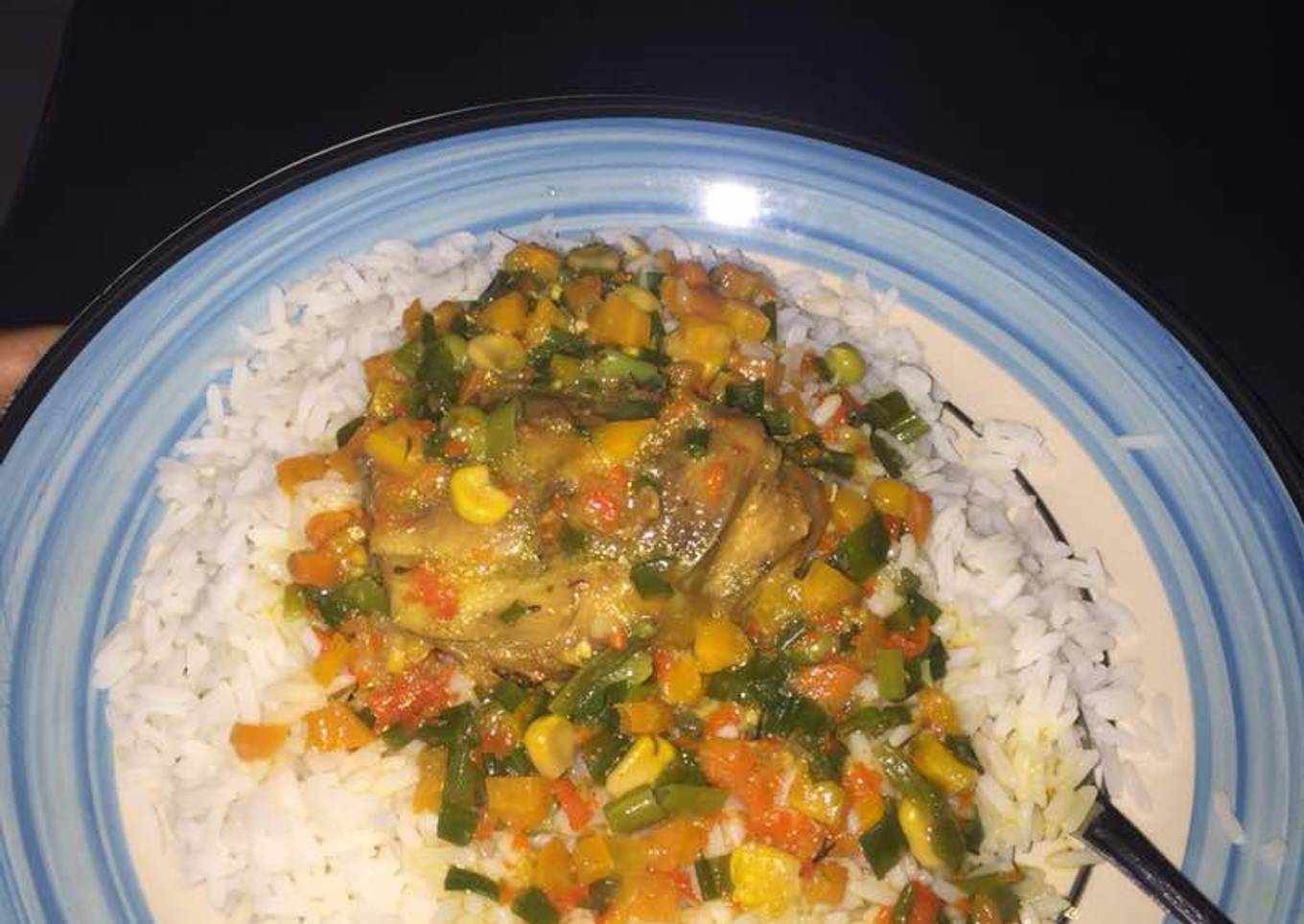 Curry sauce with boiled rice