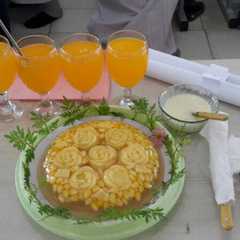 A picture of Puding Jagung kaca.