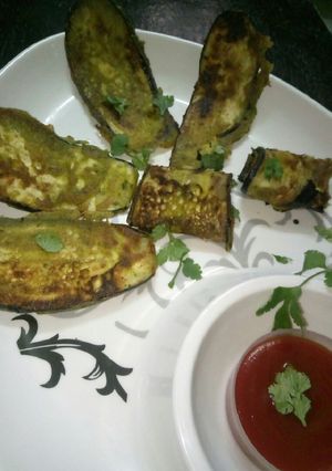A picture of Besani brinjal kachari.
