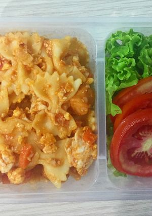 รูปของ ผัดมักกะโรนีไก่&ไส้กรอก