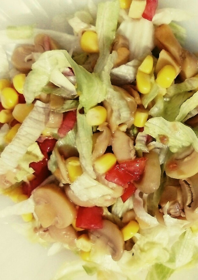 Una foto de Ensalada de Champiñones