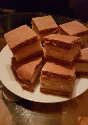 Babapiskótás mézes krémes recept fotója