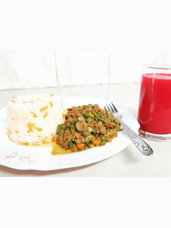 A picture of DELICIOUS AND HEALTHY GREEN LENTIL STEW | VEGAN | KAMANDE.