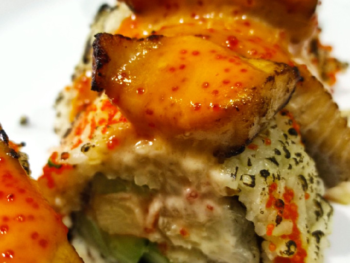 Cara Gampang Membuat Salmon Mentai Sushi Homemade yang Bikin Ngiler