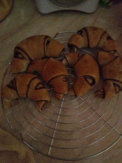 Csíkos croissant Szafi lisztből recept fotója