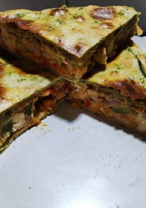 Una foto de Tarta de pollo y vegetales