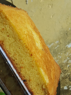 A picture of Orange cake.