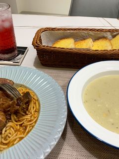 「簡單美味簡餐」蒜香鴨胸肉醬意大利麵 的食譜成品照片