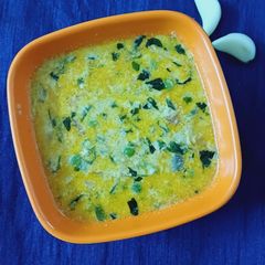 A picture of Methi matar malai.