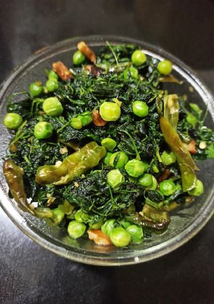 मेथी ची भाजी (methi chi bhaji recipe in marathi) रेसिपी चे मुख्य फोटो 