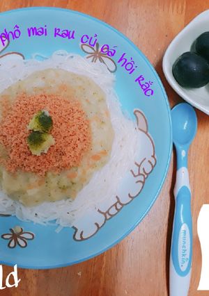 Hình của món Mì somen sốt rau củ phô mai cá hồi rắc.