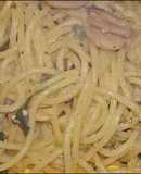Spaguetti con espinaca y champiñones