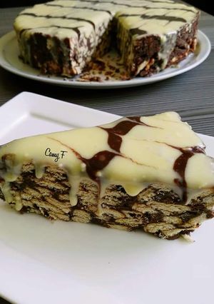O poză a rețetei Salam de biscuiți, cu glazură de lapte praf și ciocolată neagră.