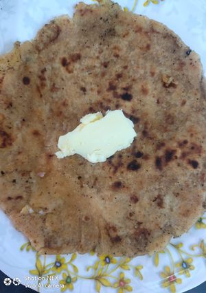 आलू का पराठा(aloo ka paratha recipe in hindi) रेसिपी मुख्य फोटो