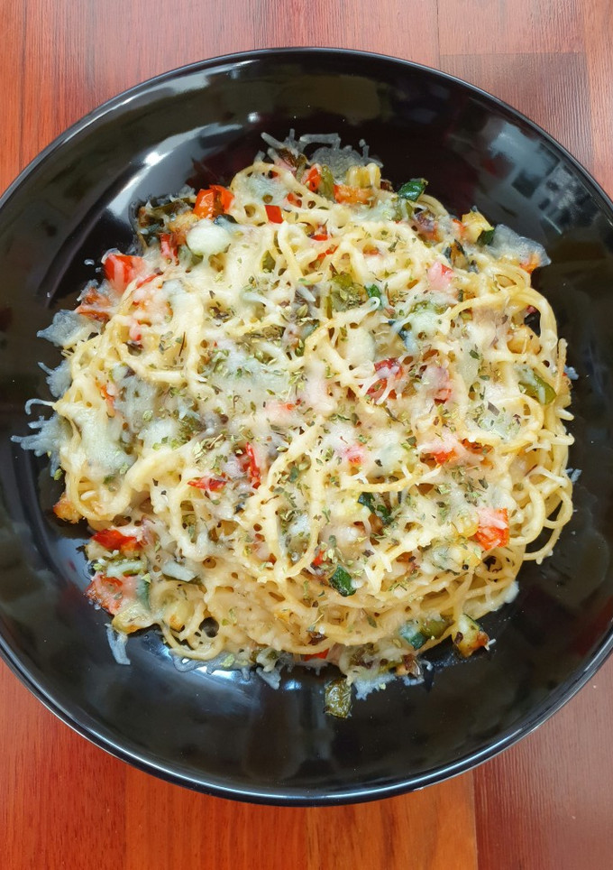 Una foto de Espaguetis con verduras gratinadas