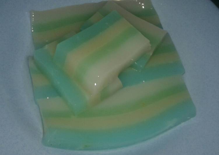 Day22.Puding Lapis Nutrijel Simple