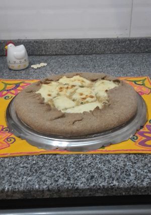 Una foto de Tarta de ricota, zapallitos y berenjenas ahumadas