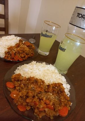 Una foto de Estofado de Carne con Arroz